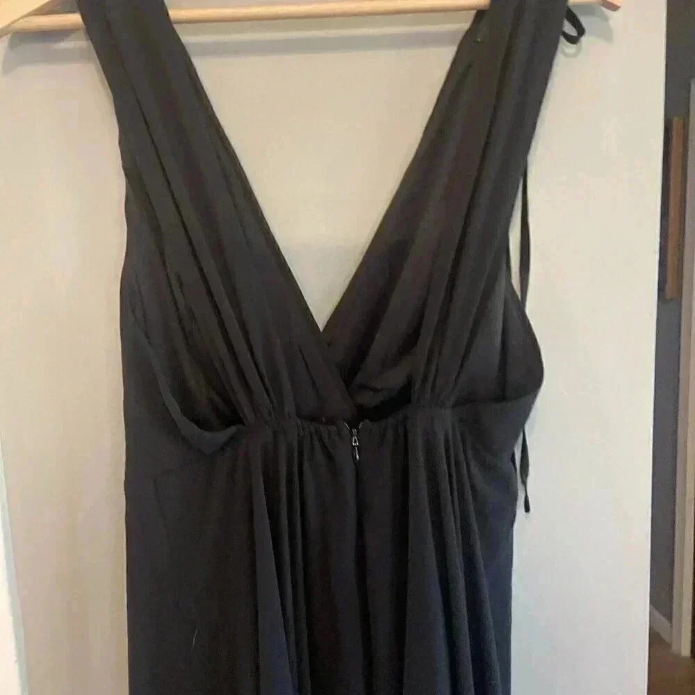 New LULU'S Dance the Night Away Maxi Gown Black Surplice Dress Medium Formal NWT - Picture 7 of 16